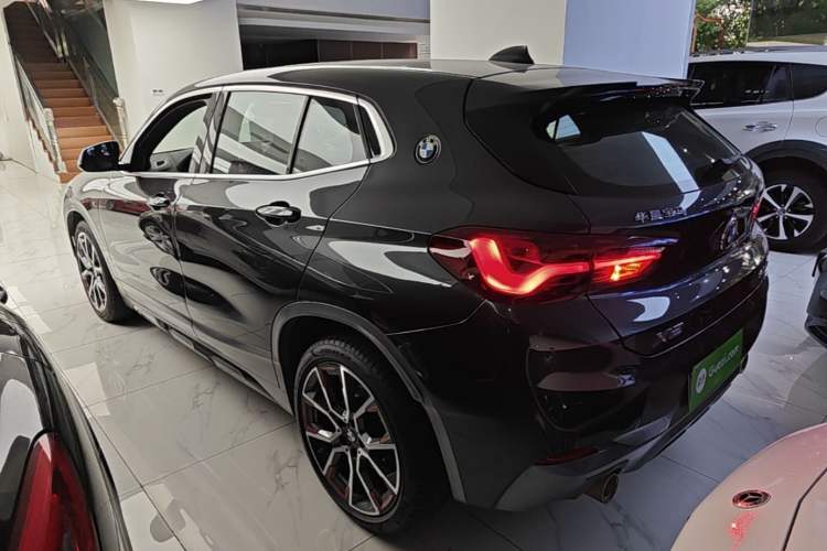 BMW X2 2021 — фото 4