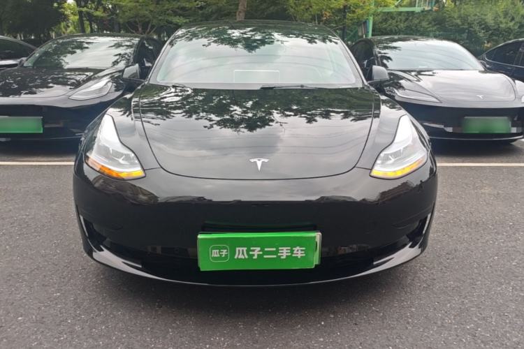 Tesla Model 3 2022 — 2