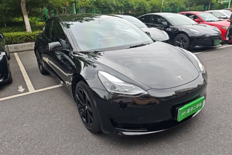 Tesla Model 3 2022 — 3