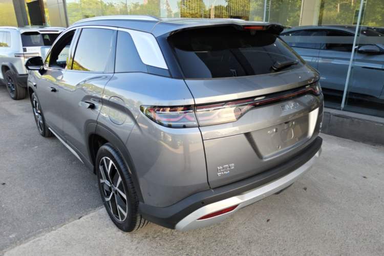BYD Song L DM-i 2025 — фото 4