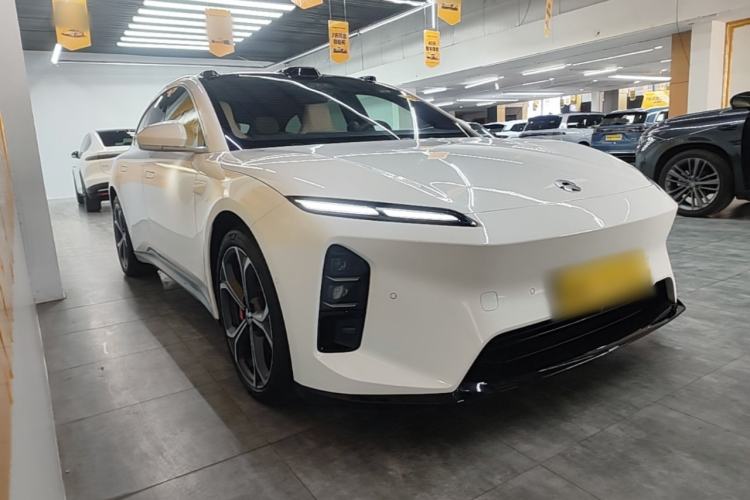 NIO ET5T 2025 — 3