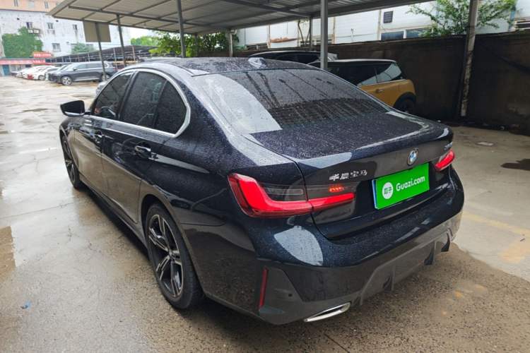 BMW 325i 2024 — 4