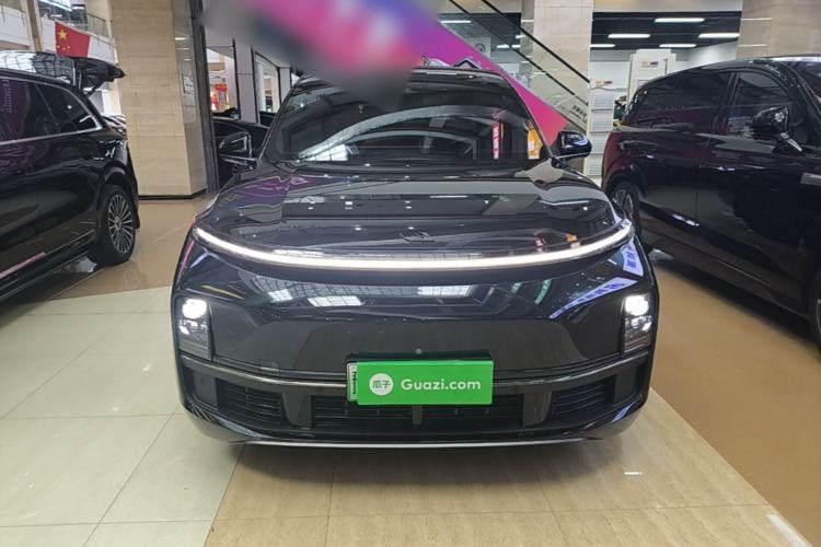 Li Auto L8 2023 — 2