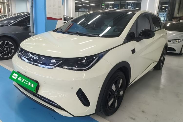 BYD Dolphin 2025 — фото 1