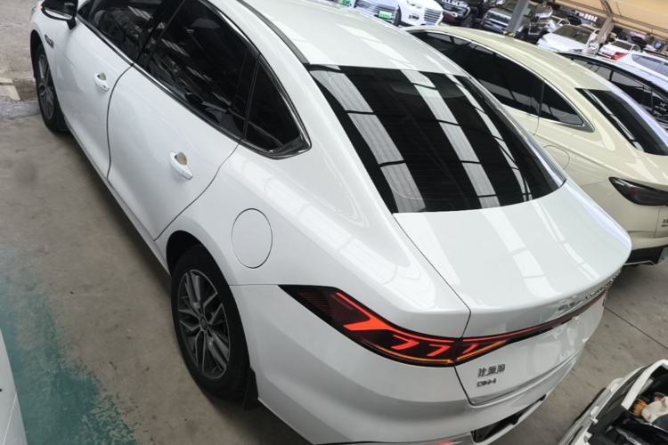 BYD Qin Plus 2023 — фото 4