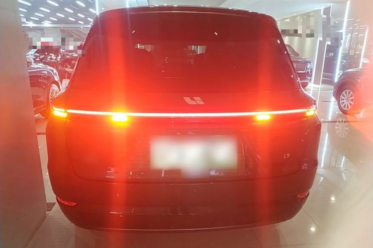 Li Auto L9 2022 — 5