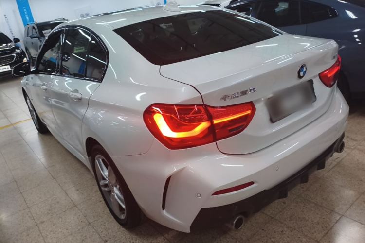 BMW 120i 2020 — 4