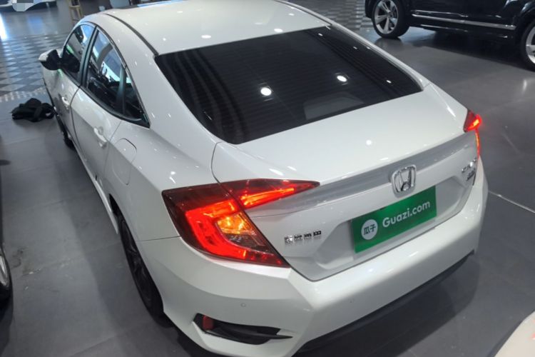 Honda Civic 2019 — 4