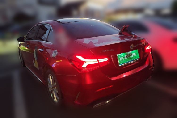 Mercedes-Benz A 200 L 2022 — 4