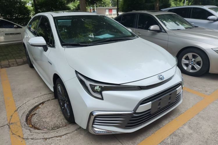 Toyota Corolla 2023 — 3