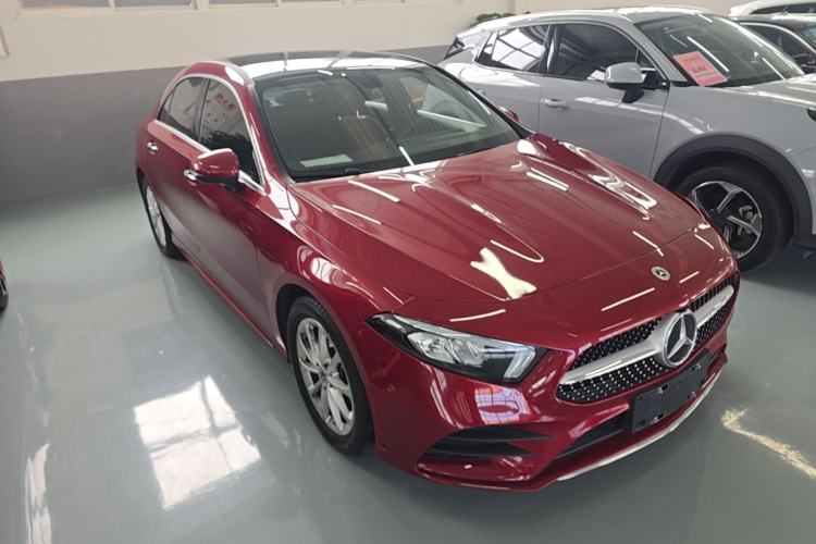 Mercedes-Benz A 200 L 2021 — 3