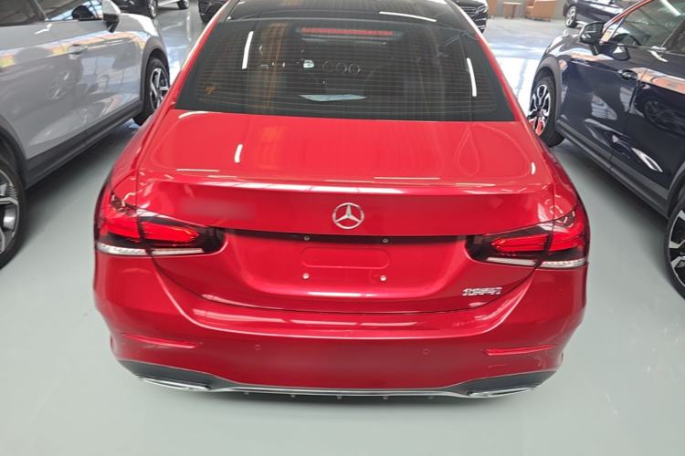Mercedes-Benz A 200 L 2021 — 5