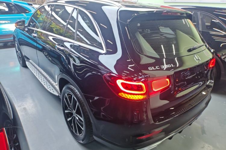 Mercedes-Benz GLC 300 L 2021 — фото 4