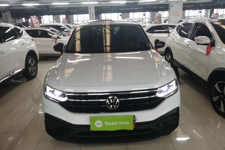 Volkswagen Tiguan L 2024 — 2