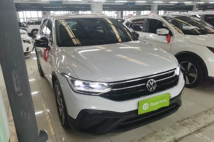 Volkswagen Tiguan L 2024 — 3