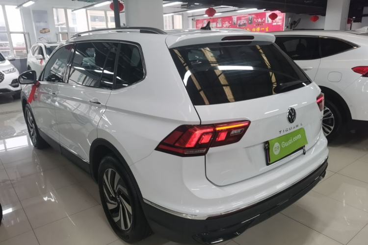 Volkswagen Tiguan L 2024 — 4