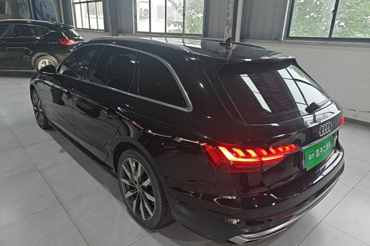 Audi A4 2021 — 4