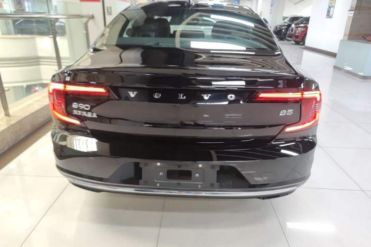 Volvo S90 2024 — 5