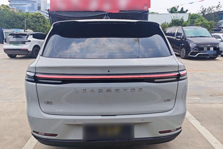 Leapmotor C10 2026 — 5