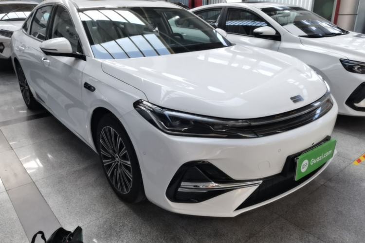 Geely Galaxy A7 2025 — 3