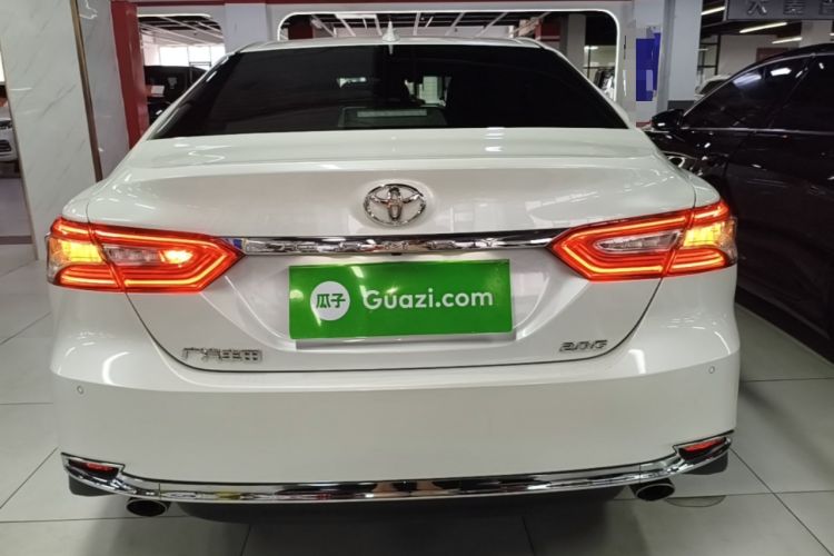 Toyota Camry 2023 — 5