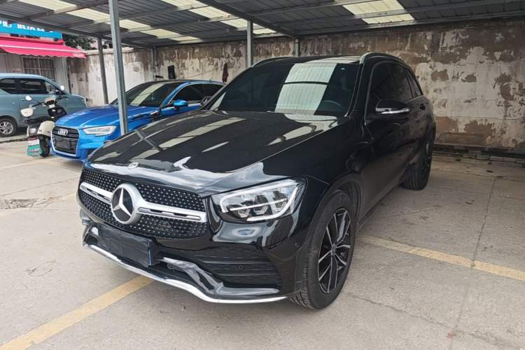 Mercedes-Benz GLC 260 L 2020 — фото 1