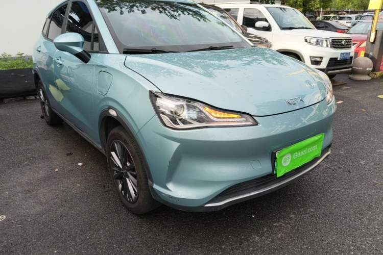 Neta V 2022 — 3