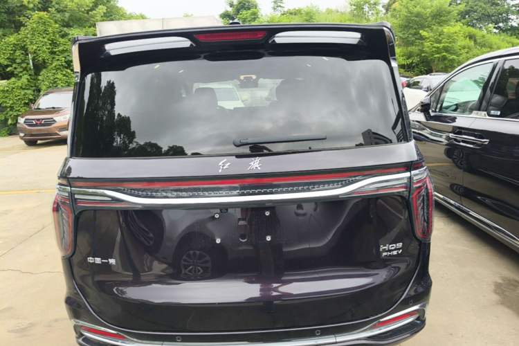 Hongqi HQ9 PHEV 2024 — 5