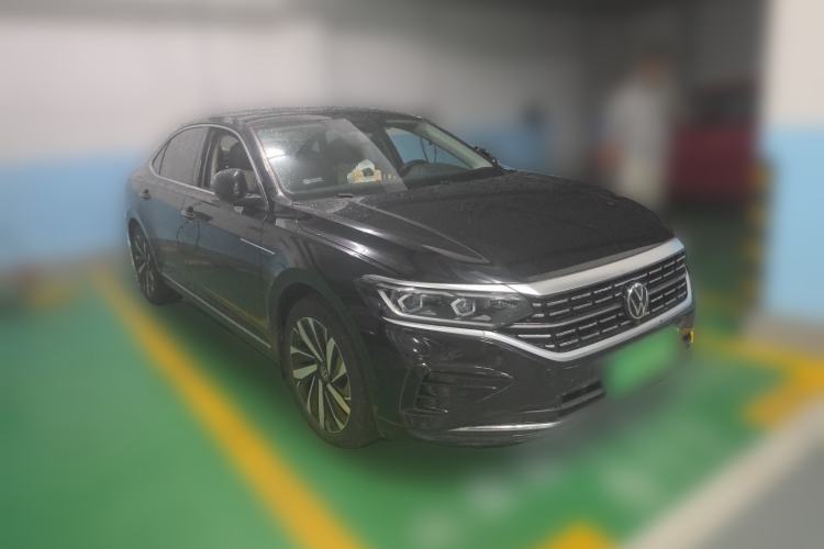 Volkswagen Passat 2023 — 3
