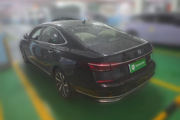 Volkswagen Passat 2023 — 4