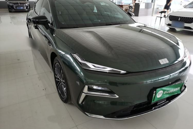 Geely Galaxy 8 2025 — 3