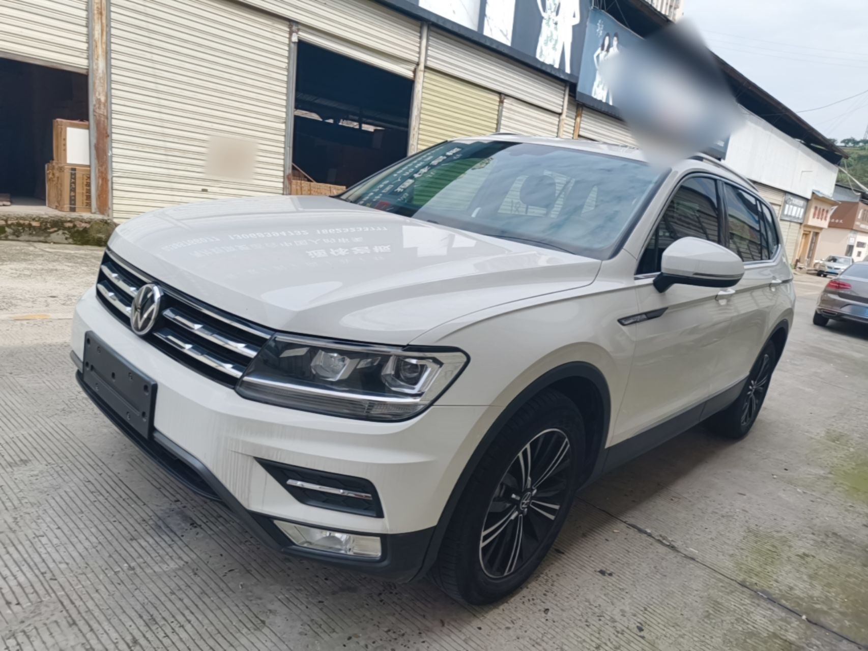Volkswagen Tiguan L 2021 — фото 1