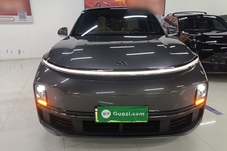 Li Auto L8 2023 — 2