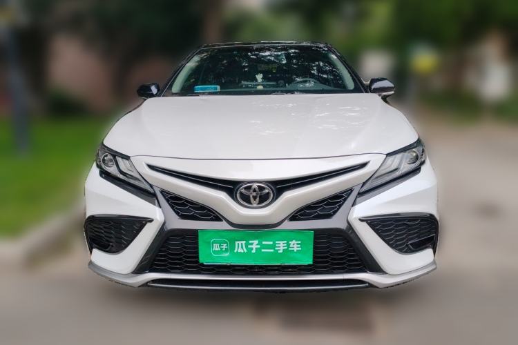 Toyota Camry 2021 — 2