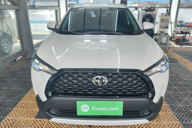 Toyota Corolla Cross 2023 — 2