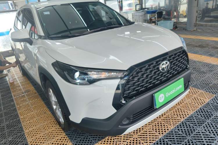 Toyota Corolla Cross 2023 — 3