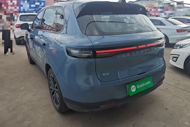 Leapmotor B10 2025 — 4