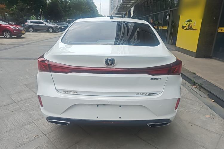 ChangAn Eado 2023 — 5