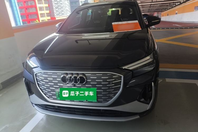 Audi Q4 e-tron 2023 — 2