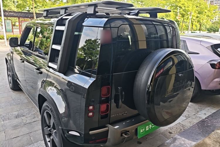 Land Rover Defender 2023 — фото 4