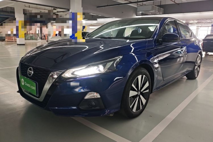 Nissan Altima 2021 — фото 1