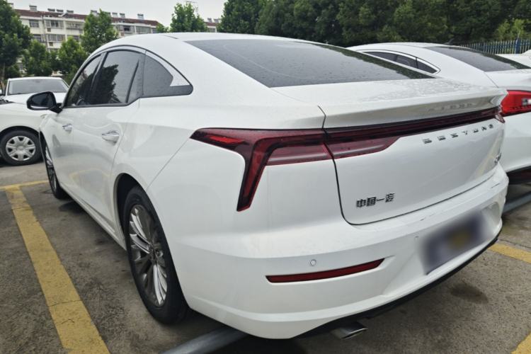 Bestune B70 2022 — 4