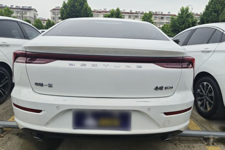 Bestune B70 2022 — 5
