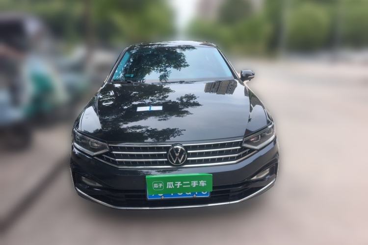Volkswagen Magotan 2023 — 2