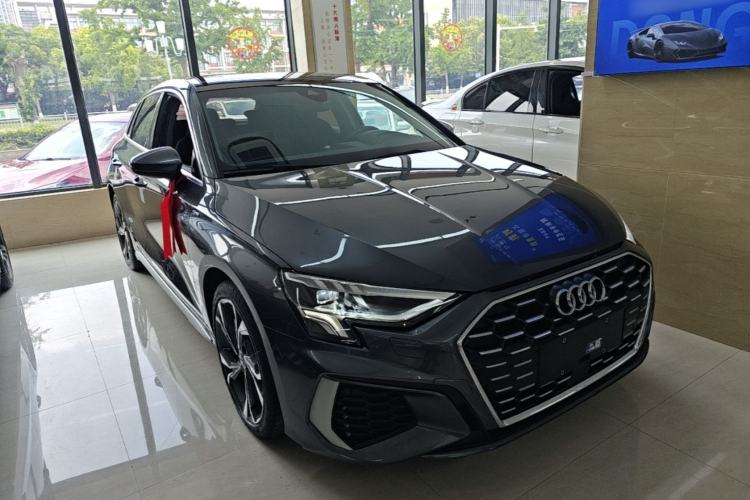 Audi A3 2021 — 3