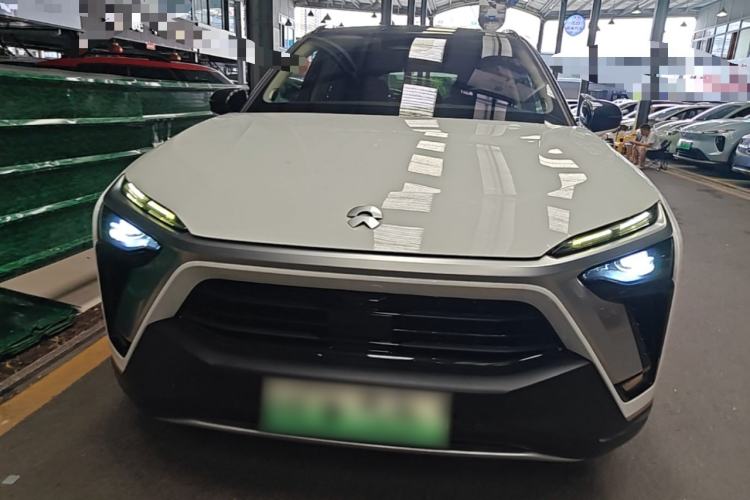NIO ES8 2020 — 2