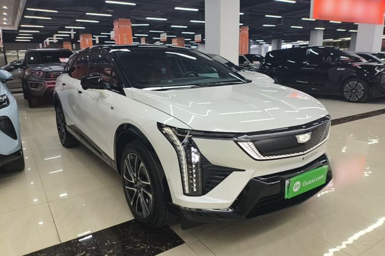 Cadillac OPTIQ 2024 — 3