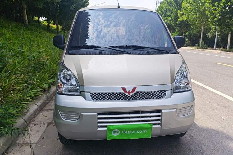 Wuling Rongguang 2021 — 2