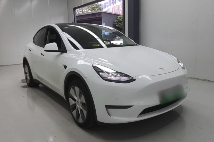 Tesla Model Y 2022 — фото 3