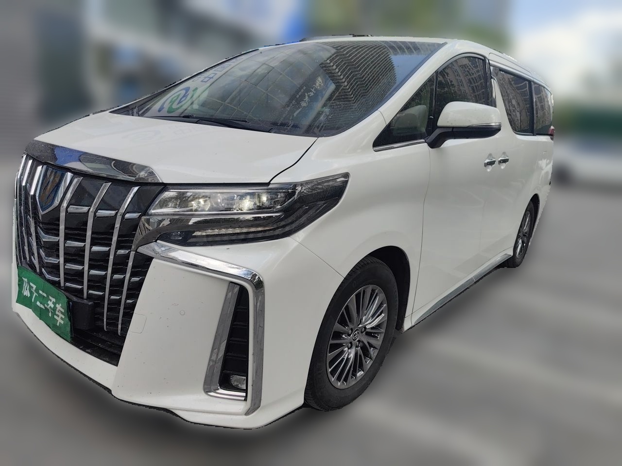 Toyota Alphard 2021 — фото 1